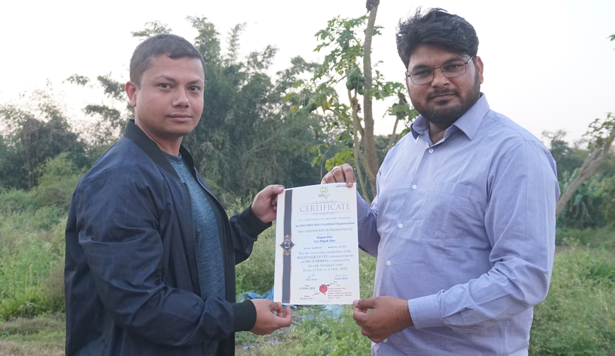Certificate awarded by Mr. Satish Advani